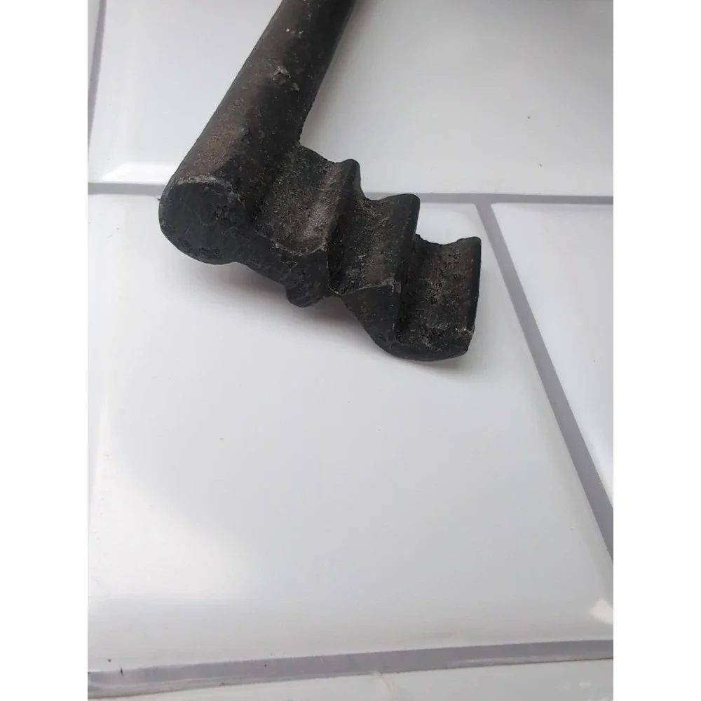 Vintage Jail House Iron Skeleton Keys On Ring 4 Keys Rustic Cast Iron